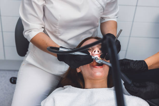 Best Weekend Emergency Dentist in Lla Lla East, WA
